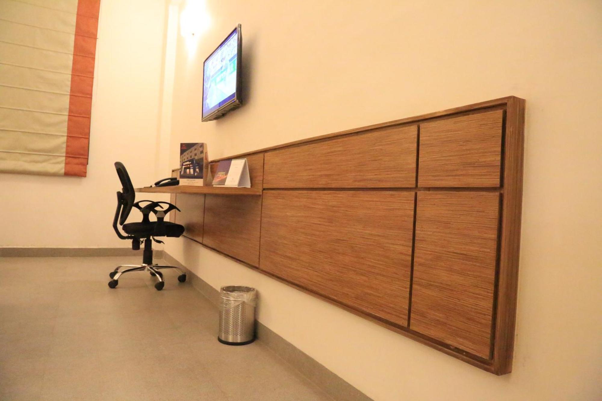 Max Hotels Jabalpur Rum bild